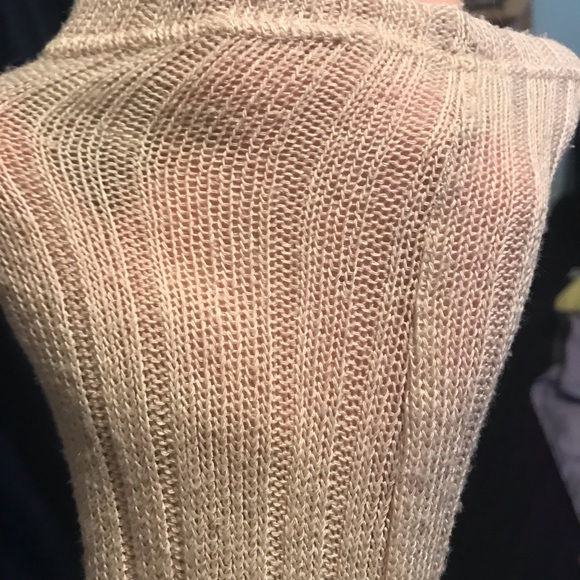 Light pink knitted no shoulder sweater - Picture 5 of 5